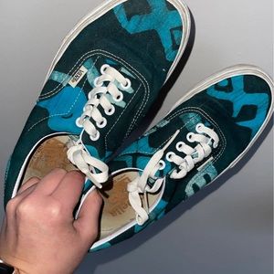 Vans Era